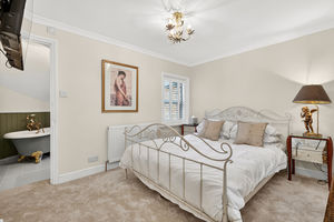 Photo 25- click for photo gallery